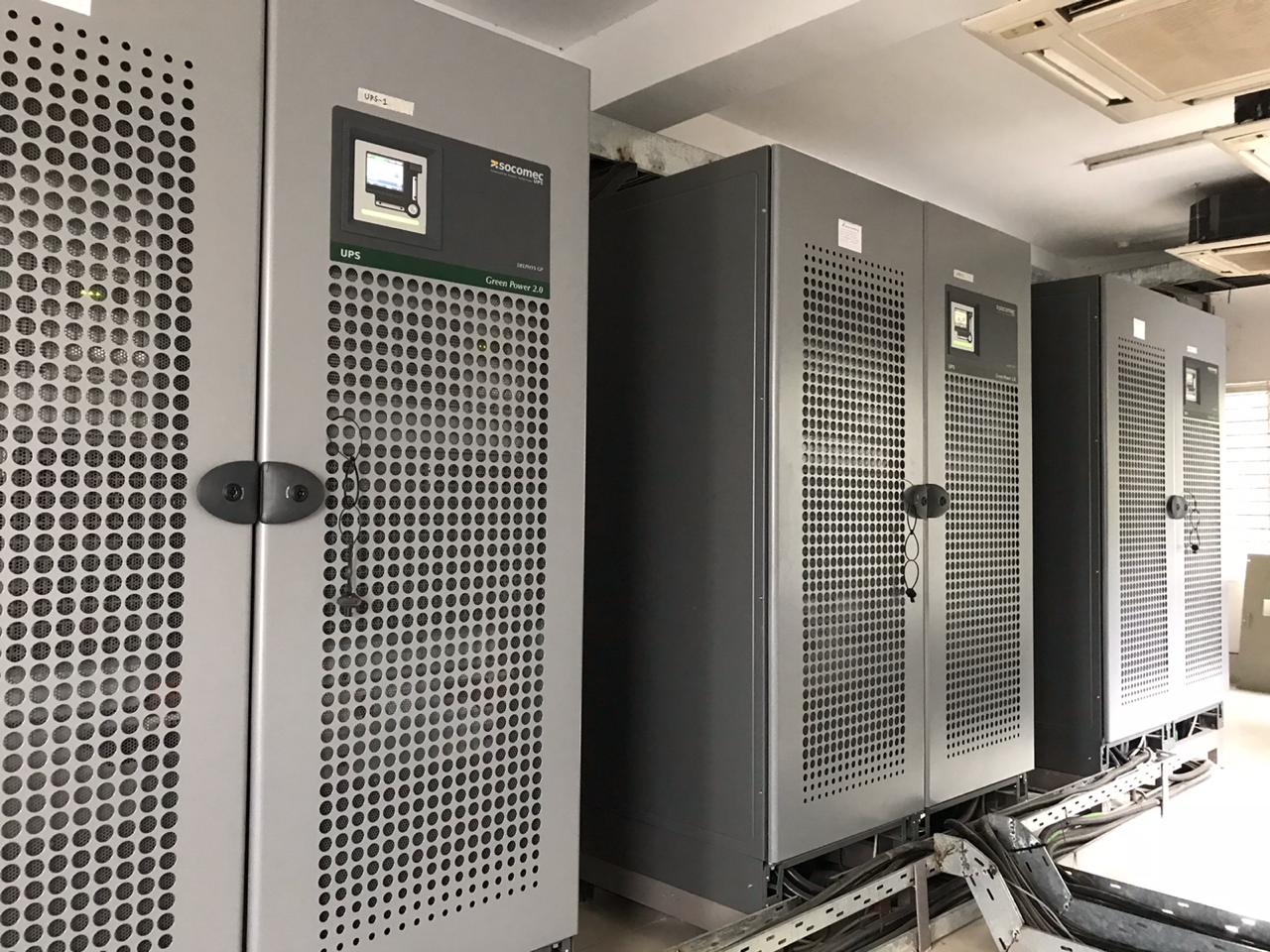 Online UPS 400 KVA (Total 1200 KVA)